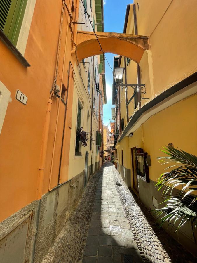 Vialunga Apartment In The Old Town Bordighera Esterno foto