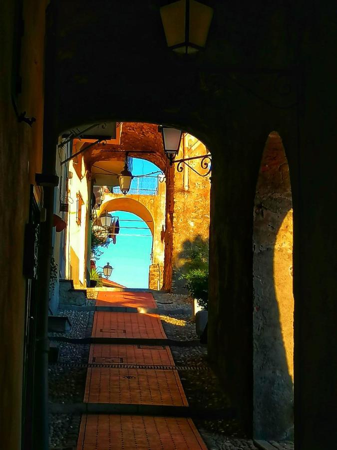 Vialunga Apartment In The Old Town Bordighera Esterno foto